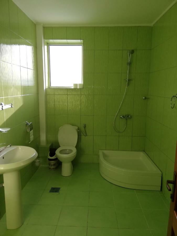 Pensiunea La Safari Târgu Neamţ Exterior foto
