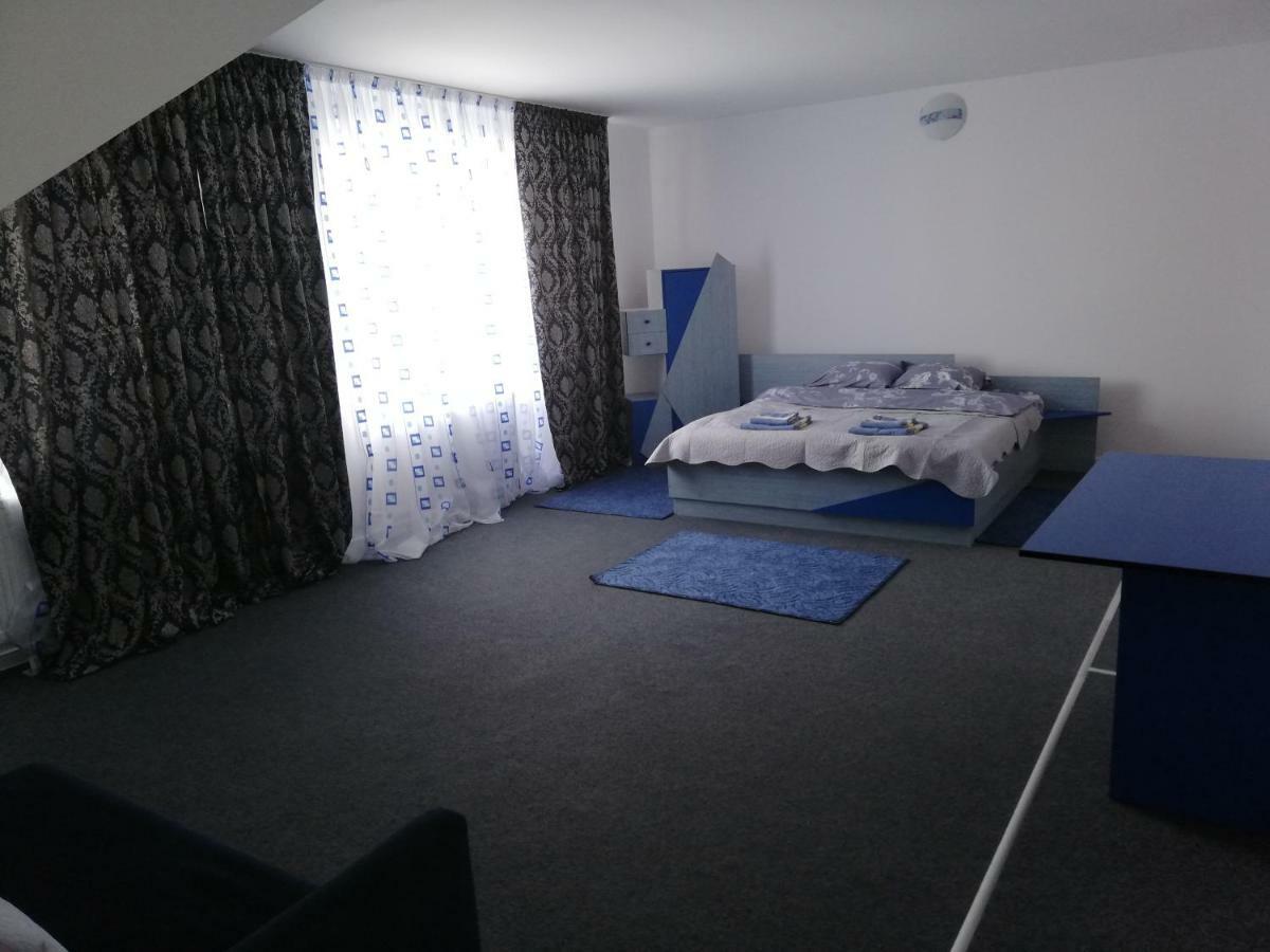 Pensiunea La Safari Târgu Neamţ Exterior foto